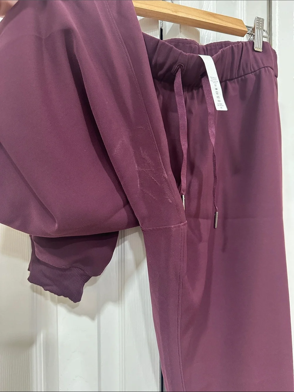 Lululemon Drawstring Jogger Pants - Plum